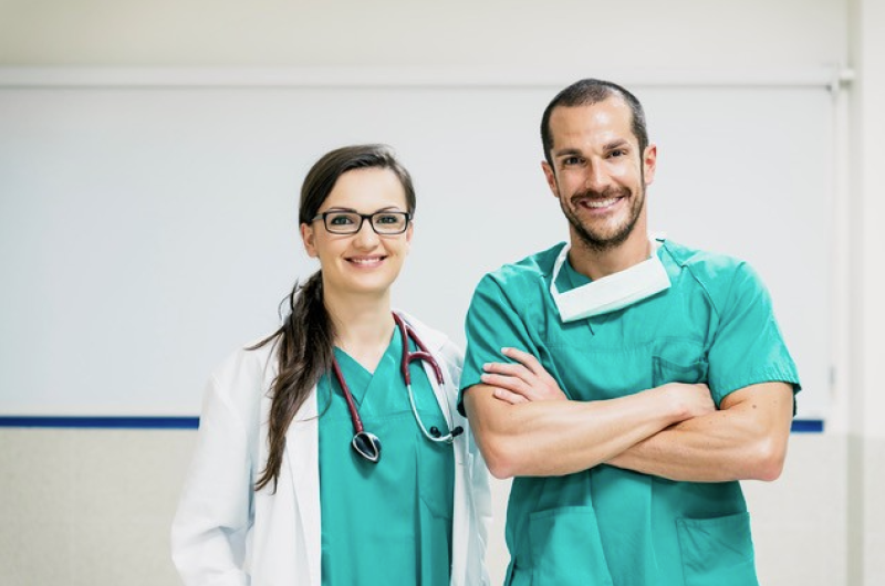 ¿Vas a hacer tu rotación médica en España? ¿Necesitas un seguro? Esto te interesa